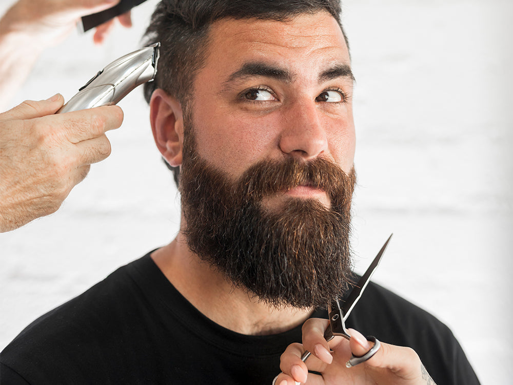 HOW TO SHAVE WHEN GROWING A BEARD - 5 GREAT TIPS YOU NEED!